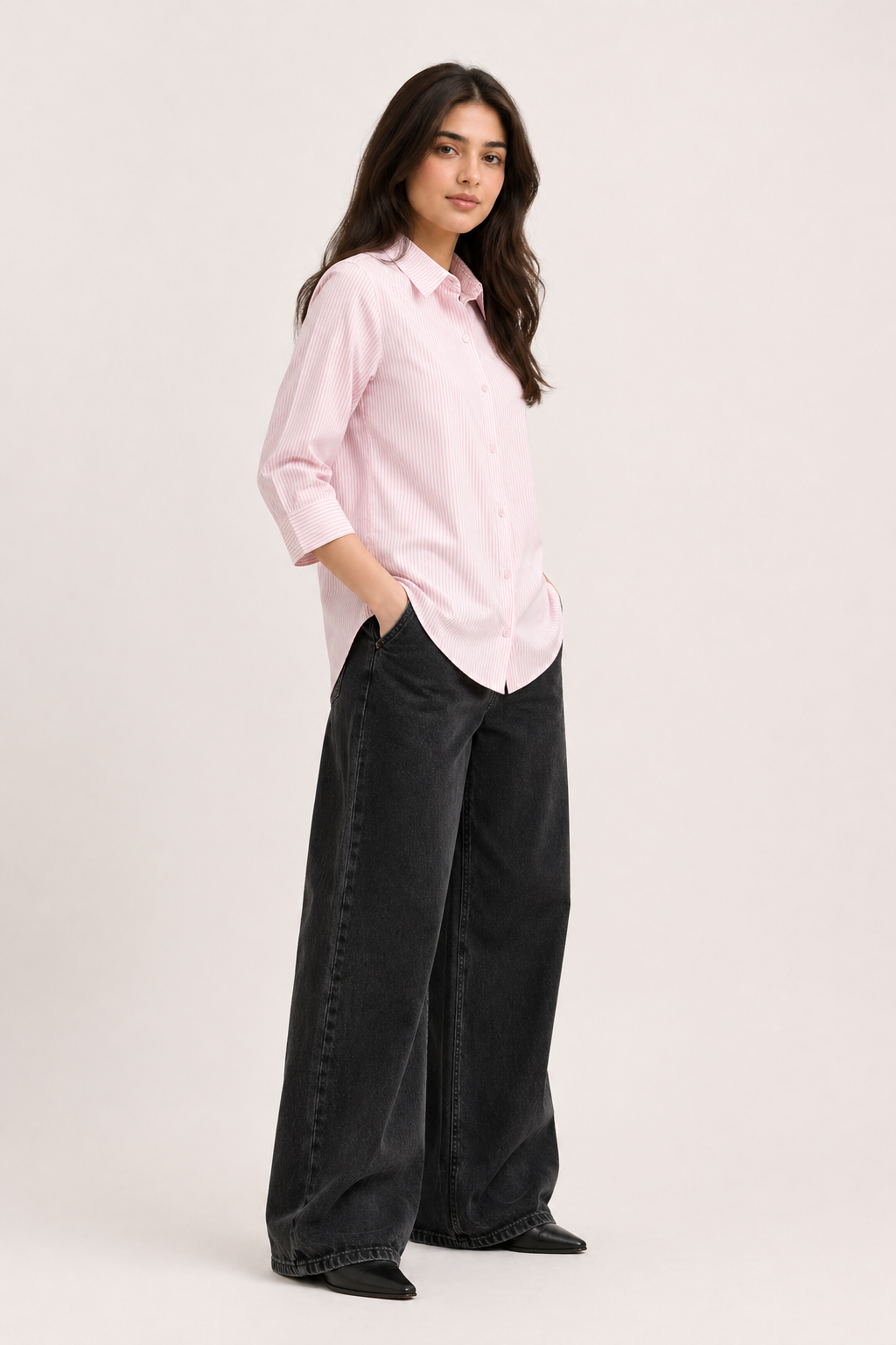 Casual Chic Pink Micro-Stripe Shirt with Cuffed Sleeves D62