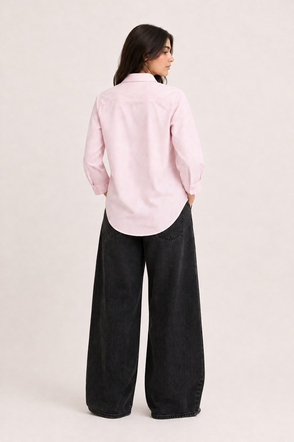 Casual Chic Pink Micro-Stripe Shirt with Cuffed Sleeves D62