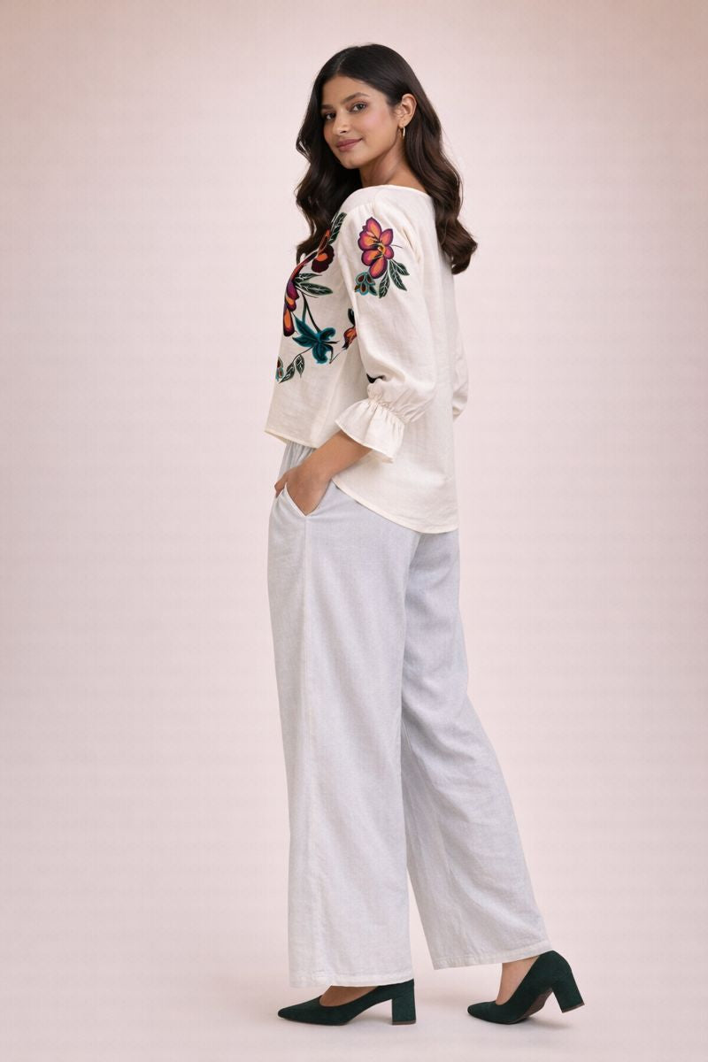 Women’s Off-White Printed Fancy Cotton Crop Top with V-Neck & Full Sleeves D21