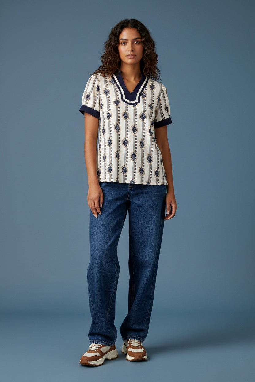 Contemporary Geometric Print Top with Structured V-Neck D8