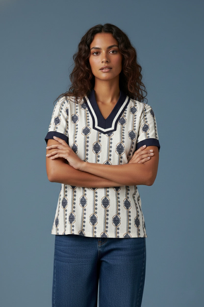 Contemporary Geometric Print Top with Structured V-Neck D8